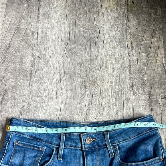 LEVIS 721 HIGH RISE SKINNY JEANS - Picture 8 of 9